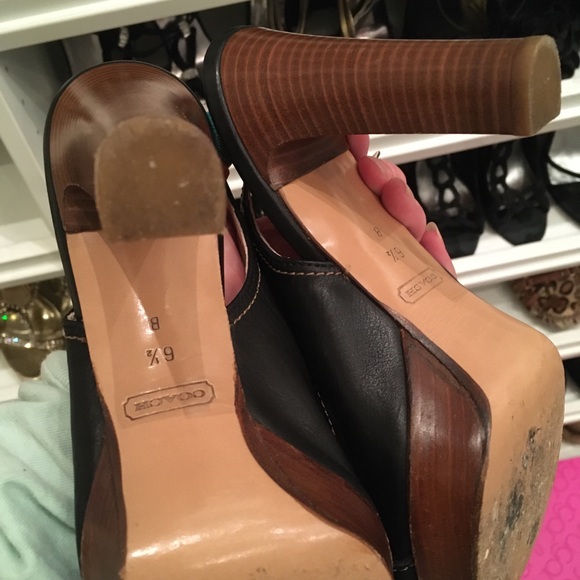 Evelyn Coach Slingback Heels 6.5 - Picture 7 of 9